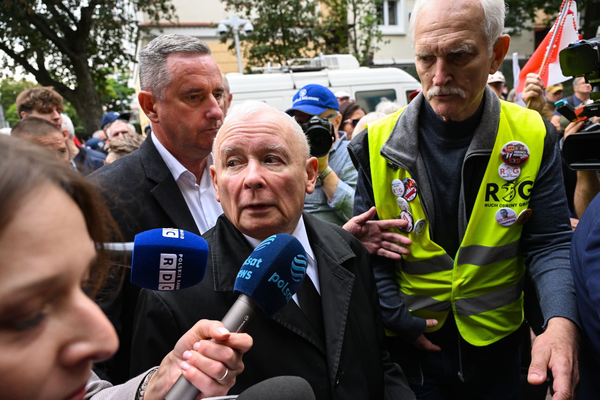 Kaczyński pod AWS. Politycy PiS weszli do uczelni. "To jest chore"