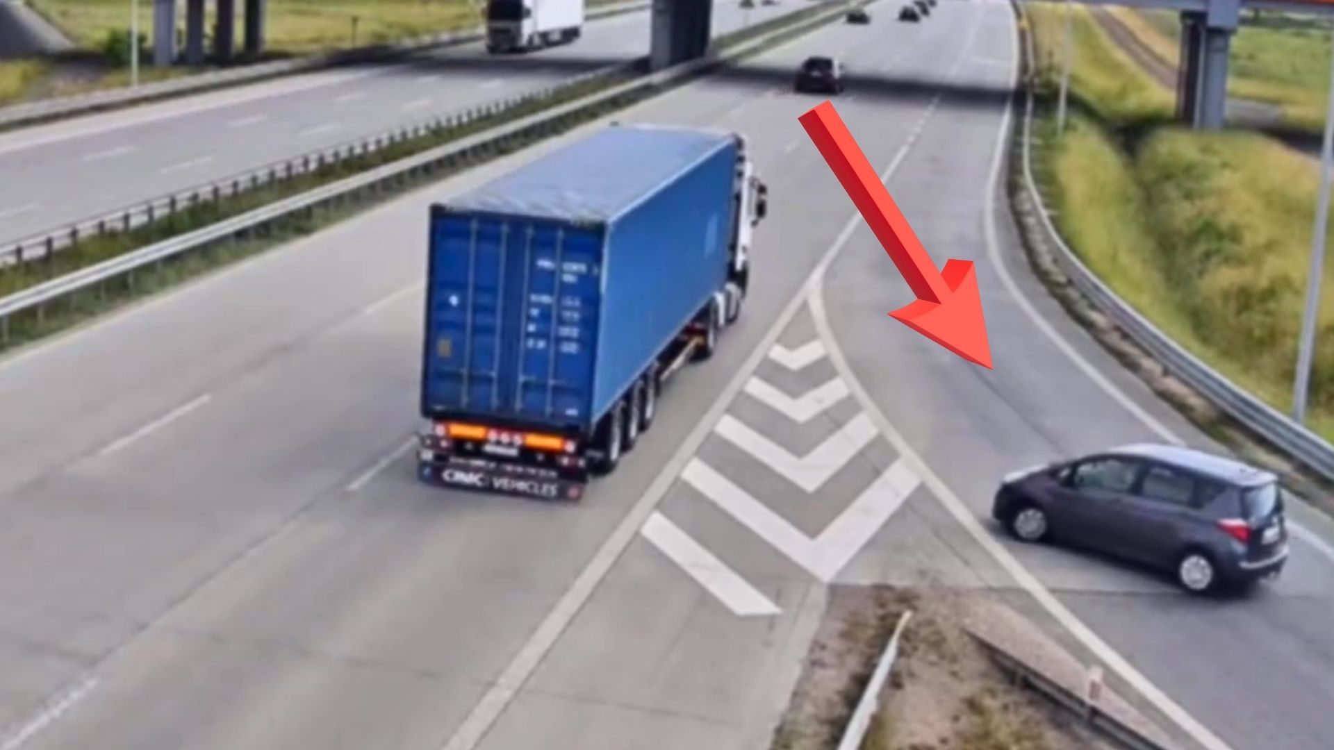 Sceny na A1. Zawróciła i pojechała pod prąd. Jest nagranie