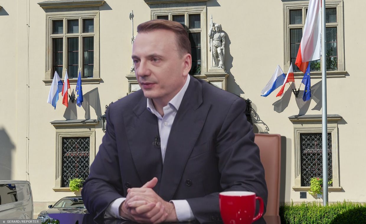 Będą masowe czystki w krakowskim magistracie? Gibała odpowiada