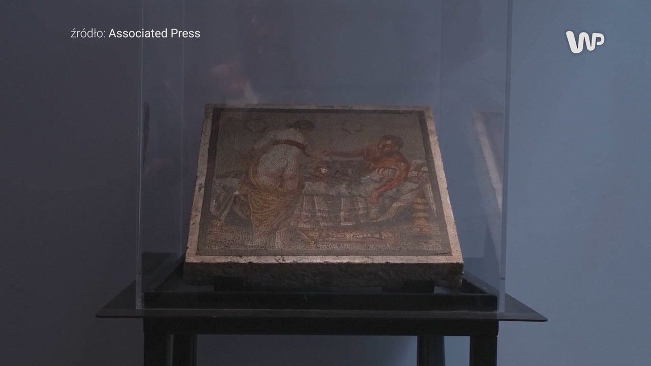 Zrabowana przez nazistów mozaika, wraca do Pompejów