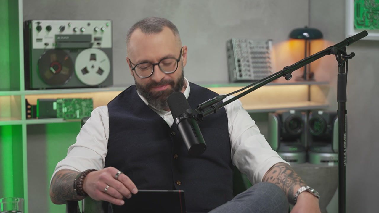 AI w Polsce. Wyboista droga naokoło czy opowieść o śpiącym gigancie