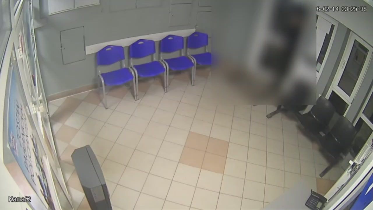 Przyjechał pijany do komendy. Zrzekł się prawa jazdy