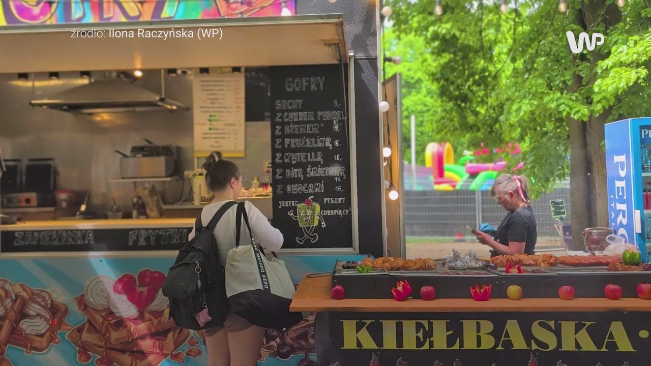 Tyle trzeba wydać na jedzenie przy plaży. Dużo?