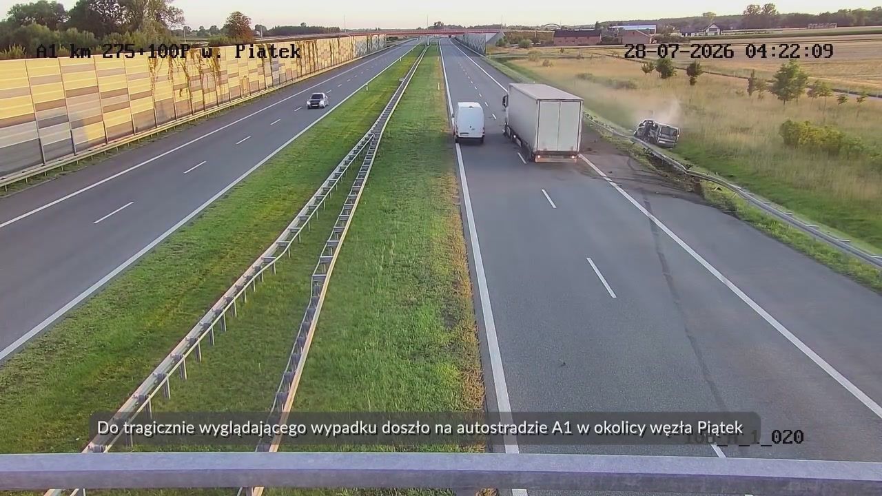 Groźny wypadek na A1. Większość kierowców przejechała obojętnie