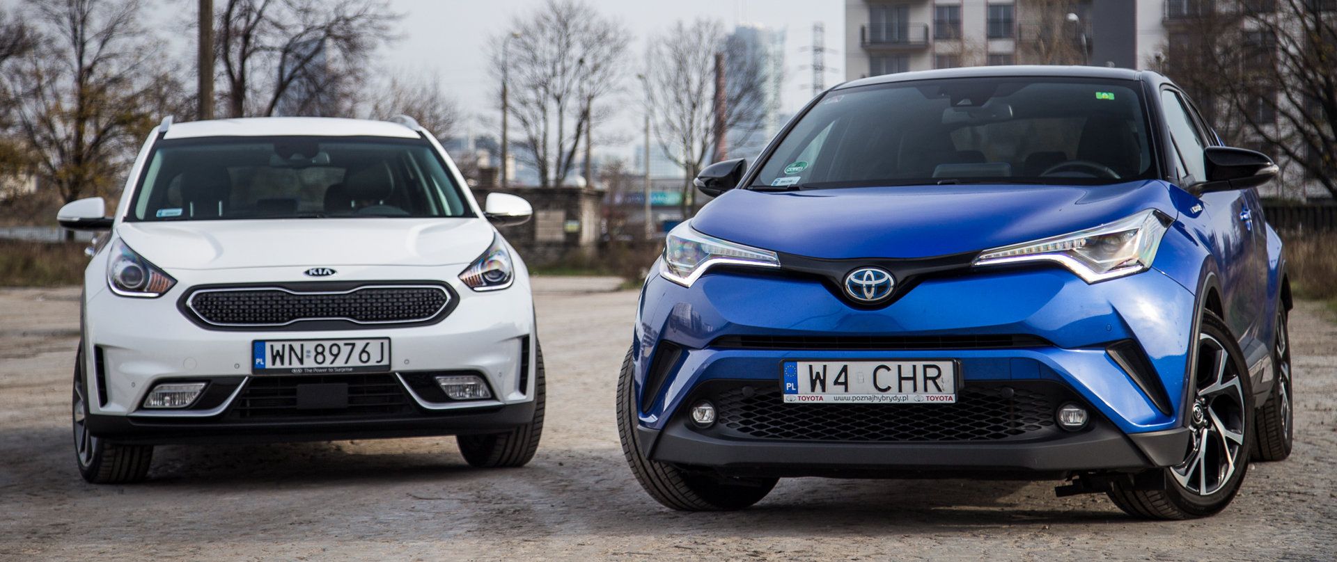 Test: Kia Niro Toyota C-HR - porównanie ceny, spalanie | Autokult.pl