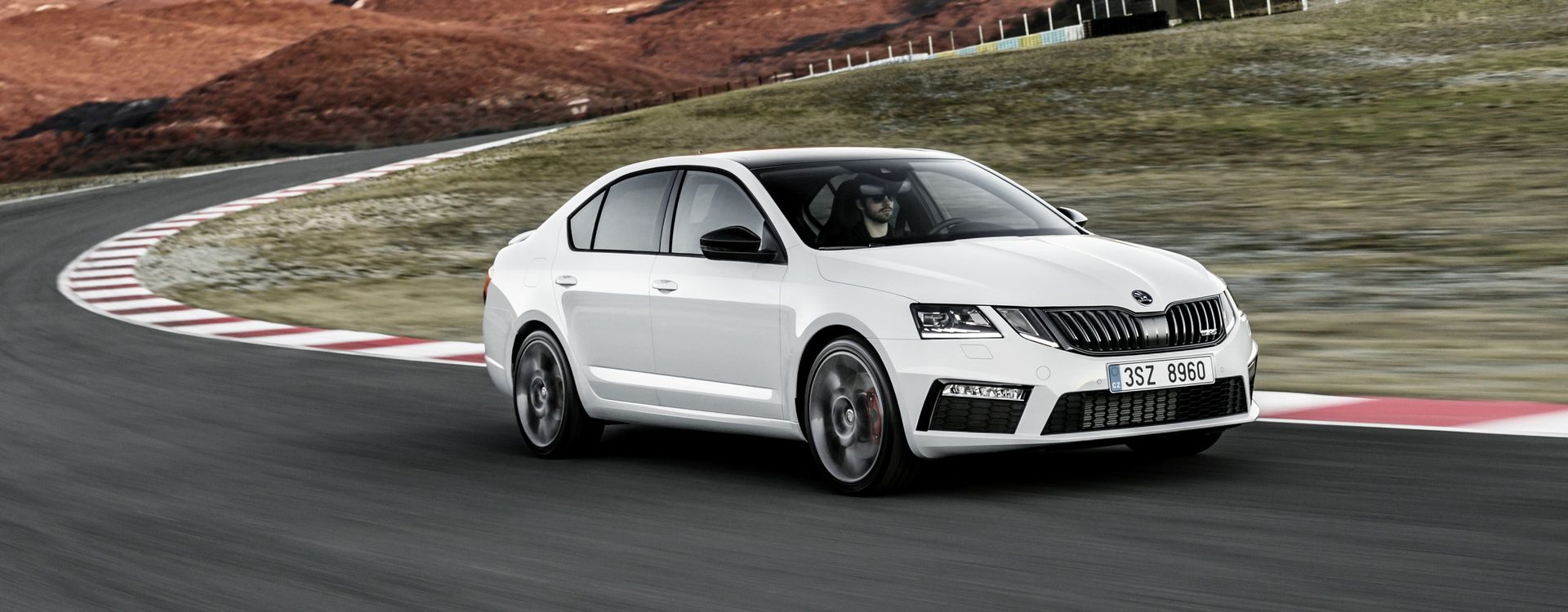 Skoda octavia r19