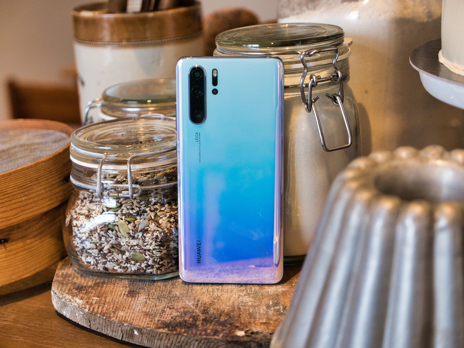 Po Obniżce Ceny O 20 żelazko Kosztuje 110 Huawei P30 Pro po obniżce ceny stał się jednym z najlepszych smartfonów