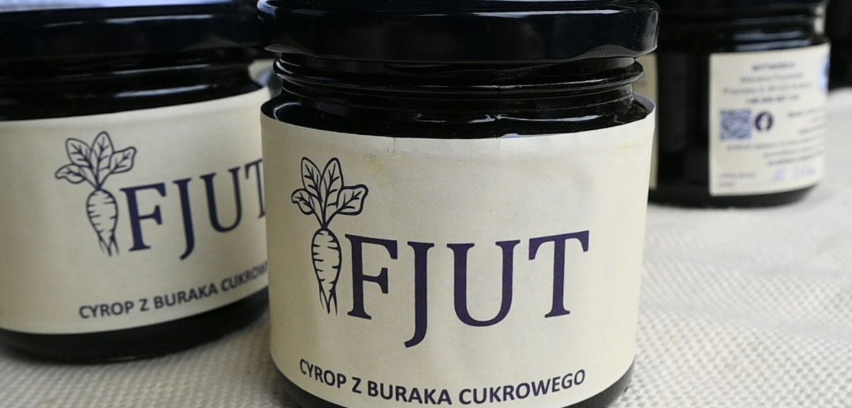 Fjut nazywany jest też cyropem