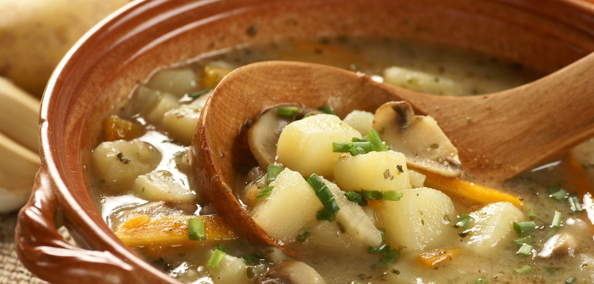 Polacy prawie zapomnieli o tej zupie a szkoda