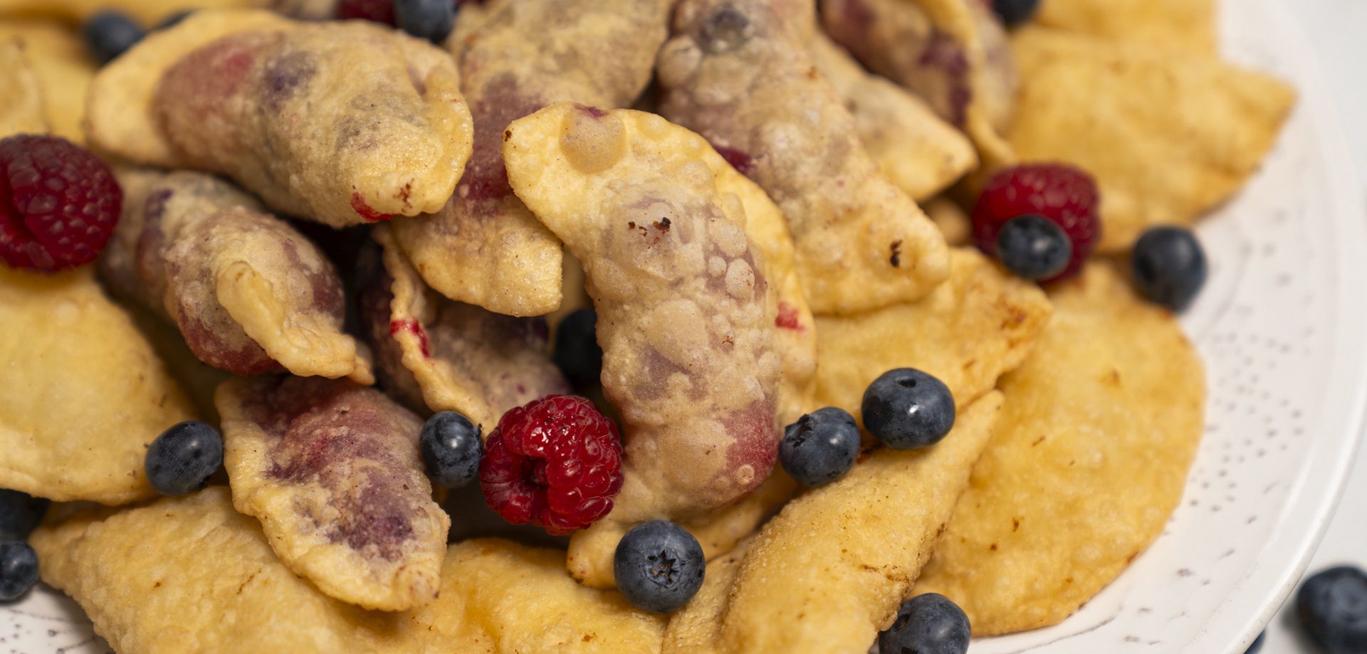 Pierogi wigierskie z owocami lub serem