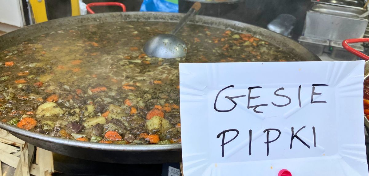 Gęsie pipki, czyli gulasz z gęsich żołądków