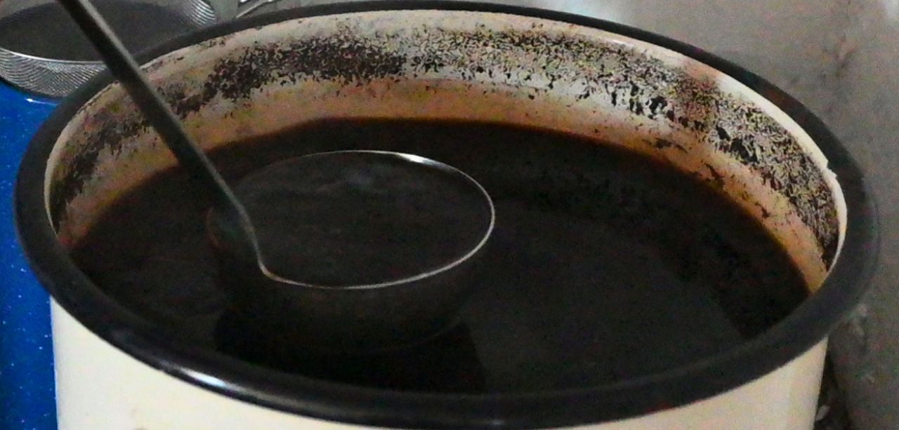 Kawę po kaszubsku gotowano w dużych garnkach