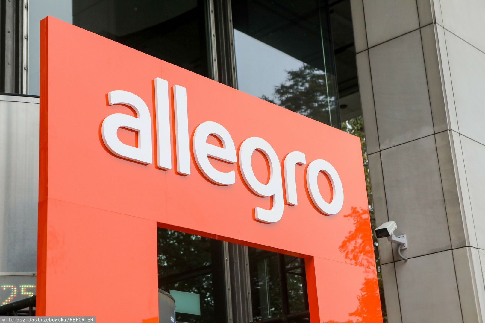 Allegro opłata za płatność przy odbiorze już wkrótce