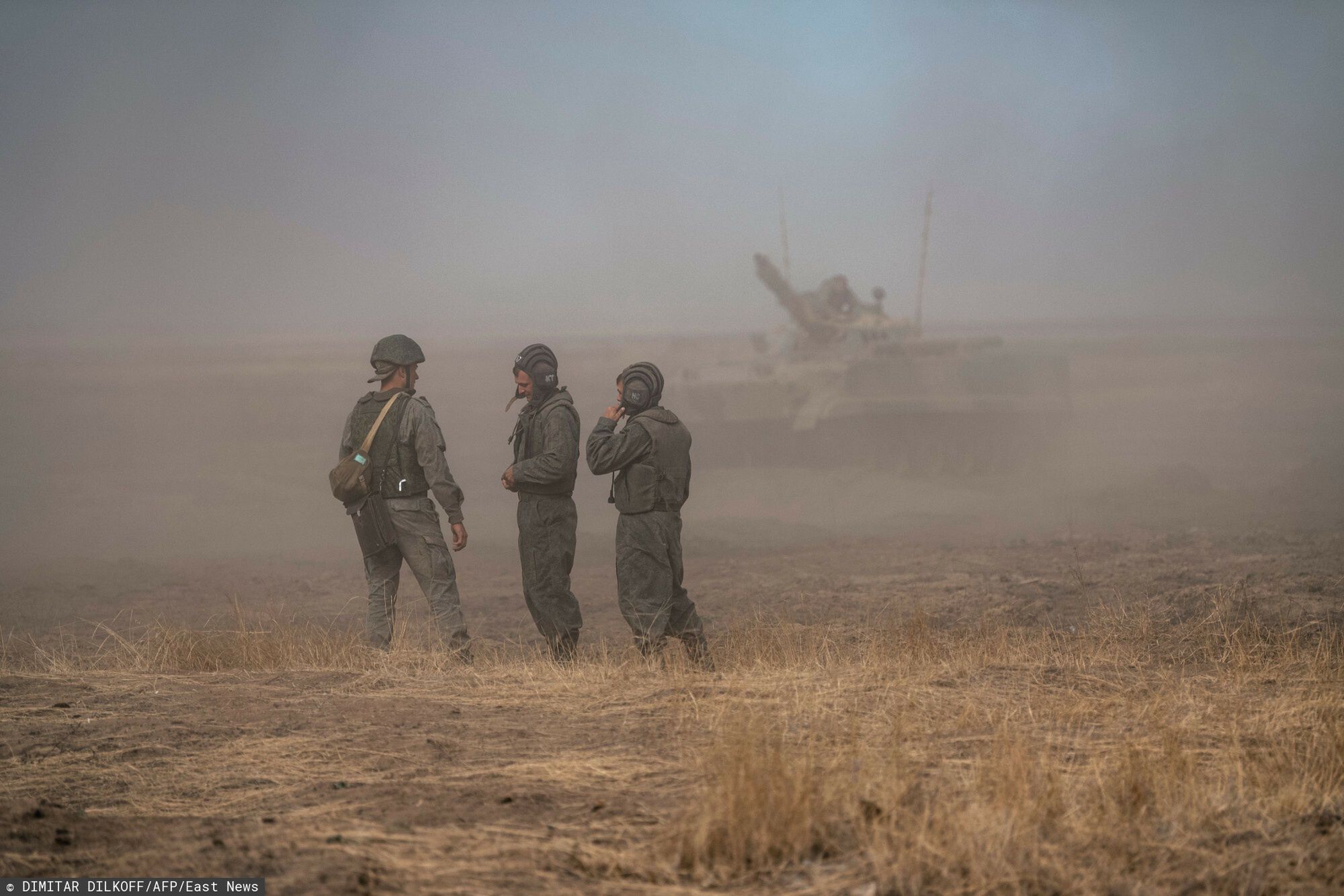 Rising toll russian casualties in ukraine near 900 daily