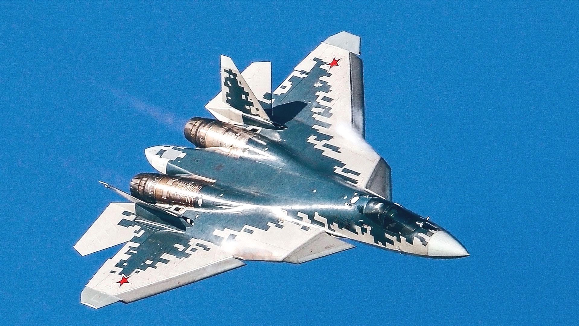 Russian Air Force strengthens fleet with new fighter delivery