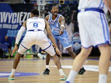 Dwa miesiące. Licznik Czarnych bije!