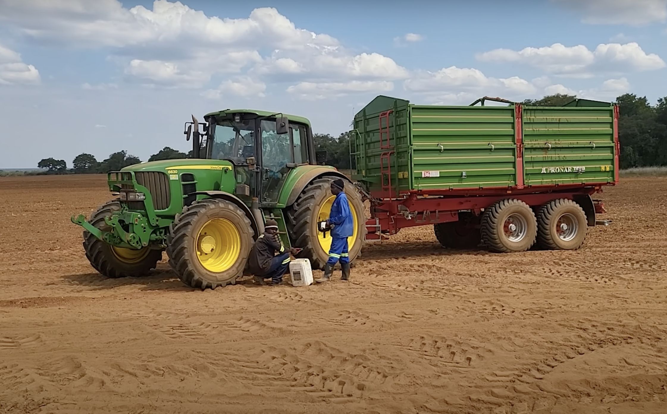 Rolnik z Polski wyjechał do Afryki. Pokazał gospodarstwo w Zambii
