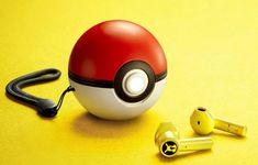 Razer stworzył słuchawki dla fanów Pokemonów. Żółte dokanałówki Pikachu ładowane w pokeballu