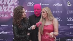 Marti Renti zabrała na ściankę chłopaka w kominiarce. Tak to tłumaczy i wbija szpilę eks!