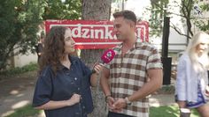 Adam Zdrójkowski wspomina pocałunek z Julią Wieniawą i rozpływa się nad Heleną Englert: "Helena pokazała SPICY HELENĘ"