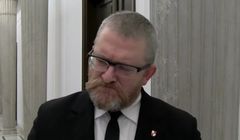 Grzegorz Braun liderem antyukraińskiej propagandy w sieci