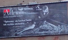 Reklama rajstop Adrian z grobem i cytatem z ks. Twardowskiego. „Pokazujemy, że życie biegnie nieubłaganie”