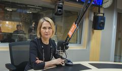Polskie Radio jednak nie obetnie honorariów pracownikom Jedynki. "30 mln zł z oszczędności"