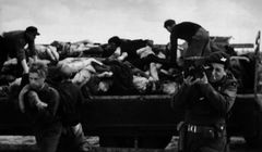 TVP trzykrotnie powtórzy dokument „Ciemności skryją ziemię”