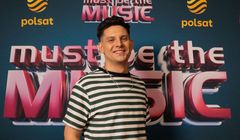 Radio ZET na planie "Must Be The Music". Z uczestnikami rozmawia nowy dziennikarz