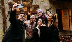 Jaś Kapela w reklamie marki x-kom "Czarny piątek"