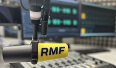 RMF FM jeszcze mocniej dominuje w Krakowie. Kilku stacjom ubyło słuchaczy