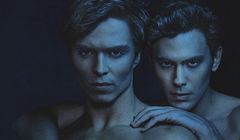 Poznajmy obsadę serialu „Potwory”. Nowy sezon hitu Netfliksa