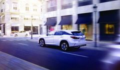 Lexus na Geneva Motor Show 2018: siedmiomiejscowy Lexus RX w nowej wersji "L" (wideo)