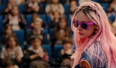 Instagram głównym bohaterem serialu. Te produkcje o mediach społecznościowych musisz znać