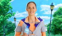 „Wyskocz z kapci i znajdź własną drogę do witalności” w reklamach Nałęczowianki (wideo)