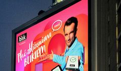 Tomasz Kot w rytmie disco polo reklamuje Blika