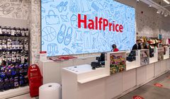 Grupa CCC ma już ponad 100 tys. subskrybentów. Ze sklepami rusza na południe