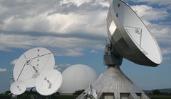 Nowy operator satelitarny w Polsce. Kto może skorzystać z usług?