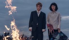 „Absolutni debiutanci” są jak pocztówka z wakacji. Recenzja polskiej nowości Netfliksa