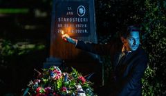 Nowy serial „Powrót” od 15 kwietnia w Canal+, Bartłomiej Topa w roli głównej (teaser)