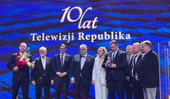 TV Republika rozdała nagrody na 10-lecie. Dziękował Morawiecki, „chyży rój” w laudacji dla Pietrzaka