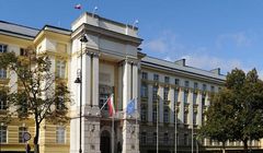 Kampania polskiej prezydencji w UE w "Super Expressie” i Esce. Zlecenie bez przetargu