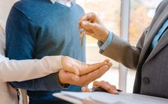 Mieszkanie spółdzielcze lokatorskie – czym jest i jak wykupić?