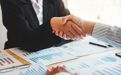 Chwilówki w weekend - czy to możliwe? Informacje i oferty