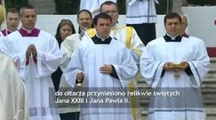 Relikwie Jana XXIII i Jana Pawła II wniesione na ołtarz