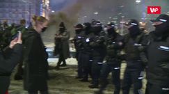 Strajk Kobiet. Starcia z policją. Funkcjonariusz nie chciał się wylegitymować
