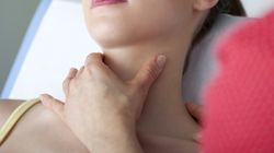 Zapalenie tarczycy - podział, przewlekłe, wirusowe, bakteryjne, choroba Riedla