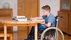 Rdzeniowy zanik mięśni - objawy i leczenie