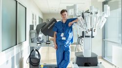 Urologia da Vinci. Dr Paweł Salwa bezinwazyjnie wyciął 40-latkowi raka prostaty