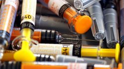 Zastrzyk przeciwzakrzepowy - charakterystyka, cel stosowania, działania niepożądane, interakcje, jak zrobić zastrzyk